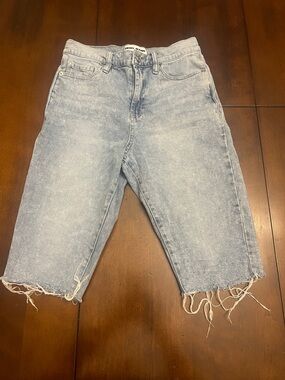 DKNY Jeans Light Wash Cut-Off Denim Bermuda Shorts